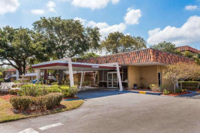 Отель Baymont Inn & Suites Sarasota  Сарасота